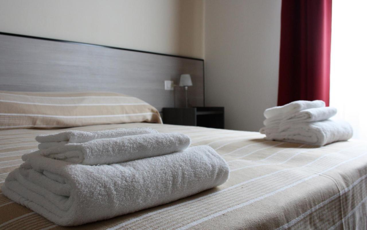 La Formica Hotel Civitavecchia Bagian luar foto